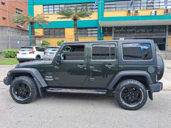 JEEP WRANGLER 3.6 UNLIMITED SPORT 4X4 V6 GASOLINA 4P AUTOMÁTICO